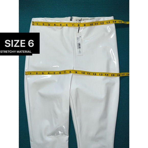 Alice + Olivia Maddox Vegan Leather Off White Skinny Legging Pant - Picture 10 of 16